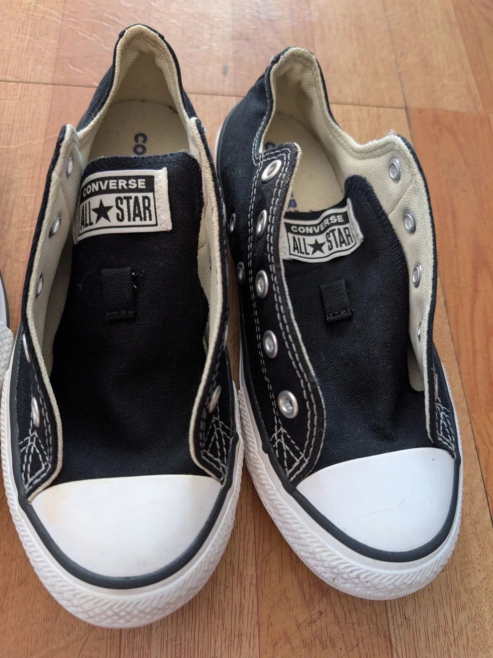 Converse Kids Black Canvas With Laces Low Top Sneakers with White Toe